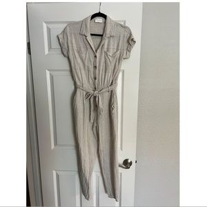 Beige Linen Buttoned Jumpsuit Size XS-S
